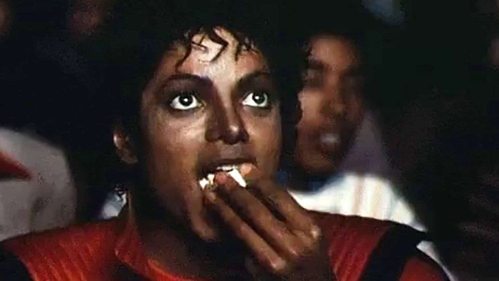 Michael-Jackson-Popcorn-GIF-Meme-Eating-Popcorn-Featured-StudioBinder.thumb.jpg.b83fcdf4f462dfcffbba0fda6f7d13eb.jpg